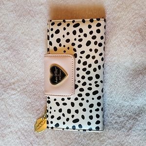 Betsey Johnson wallet